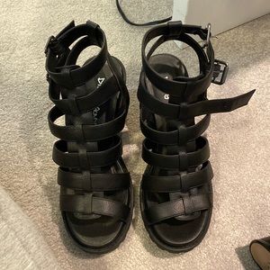 Dirty laundry chunky heel